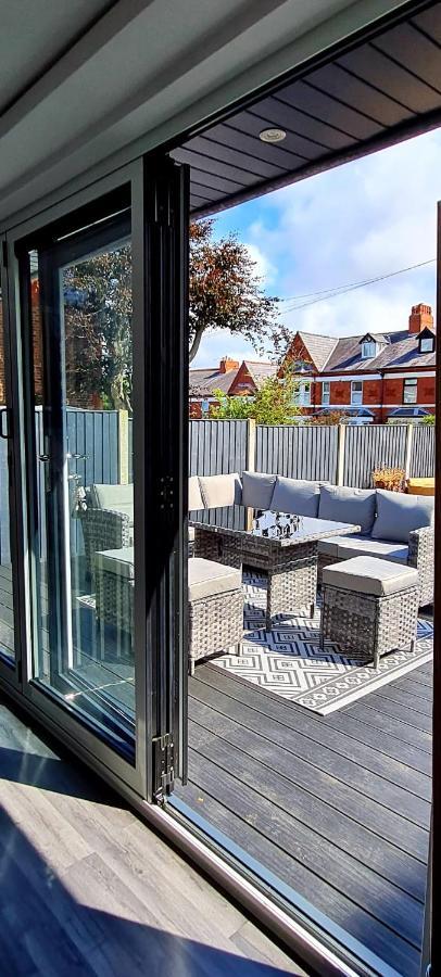Lovely Unit Elgin Drive Coastal Bliss Your Seaside Retreat With City Excitement Wallasey Zewnętrze zdjęcie